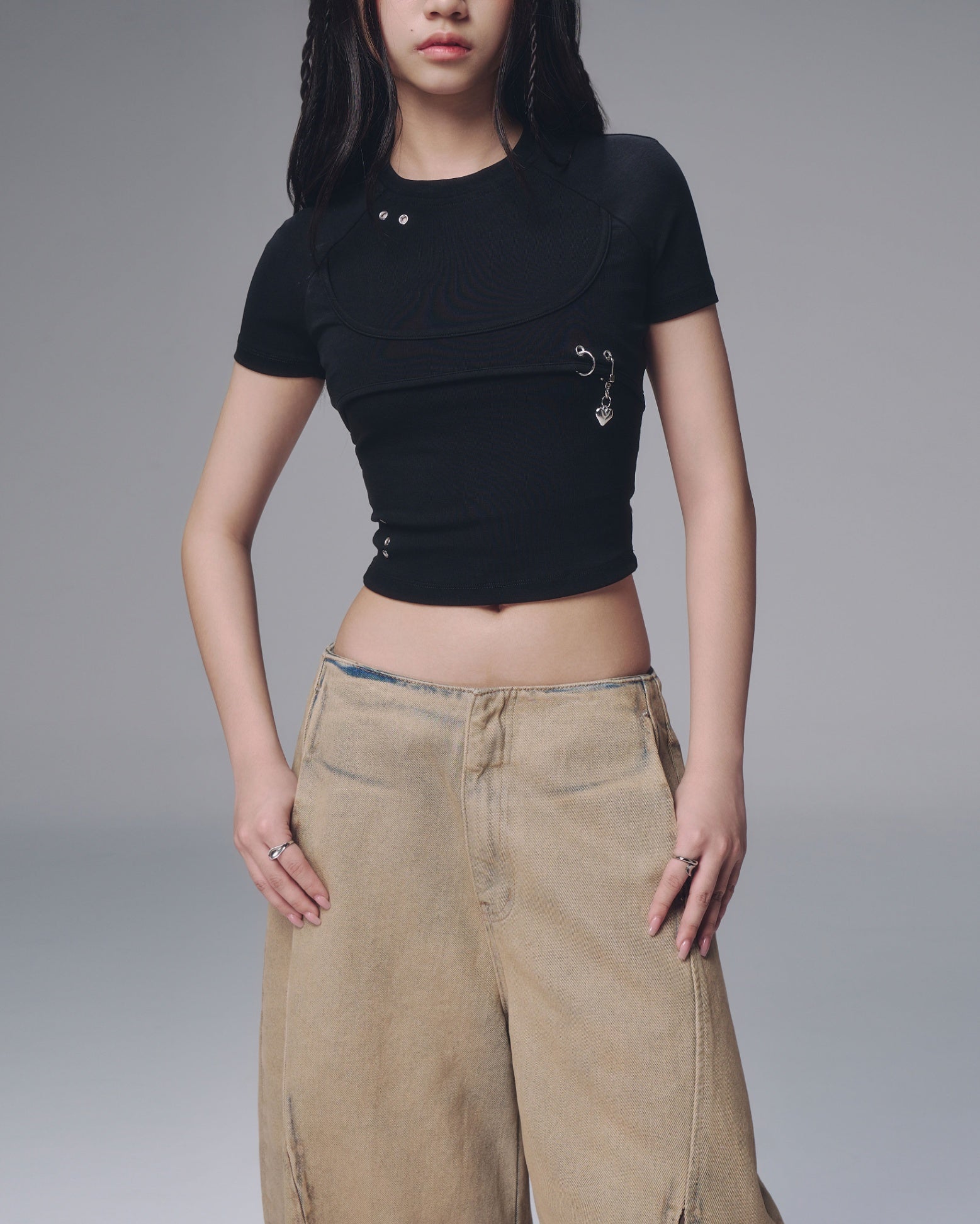 BUNNYHILL Bunny Charm Ver Baby Tee