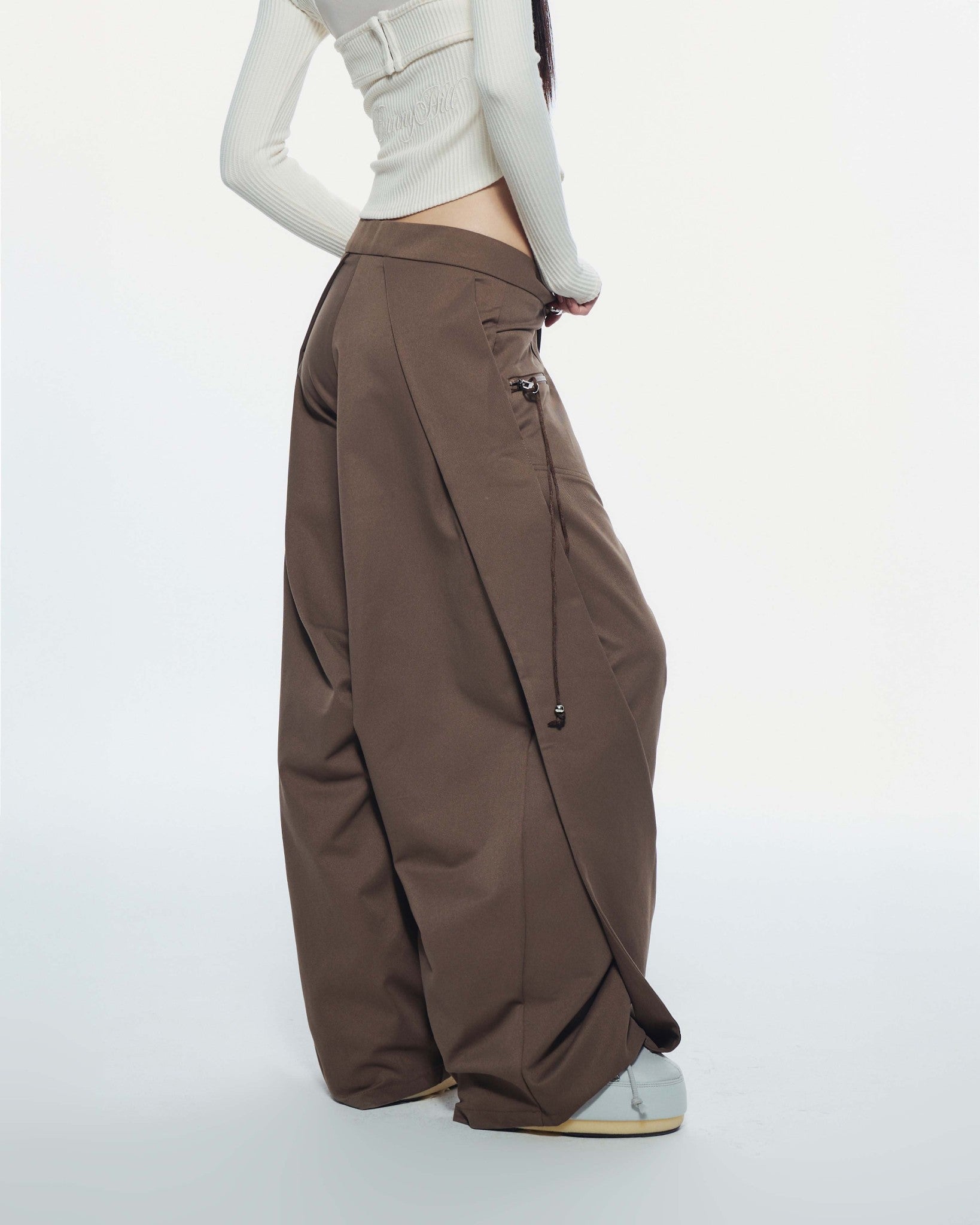BUNNYHILL Archer Pants [Brown]