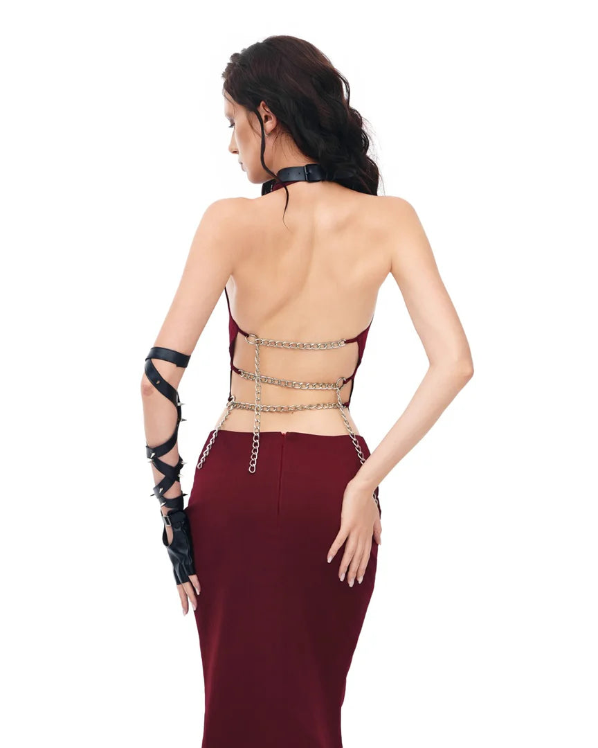 LINISS CRIMSON CHAIN TOP