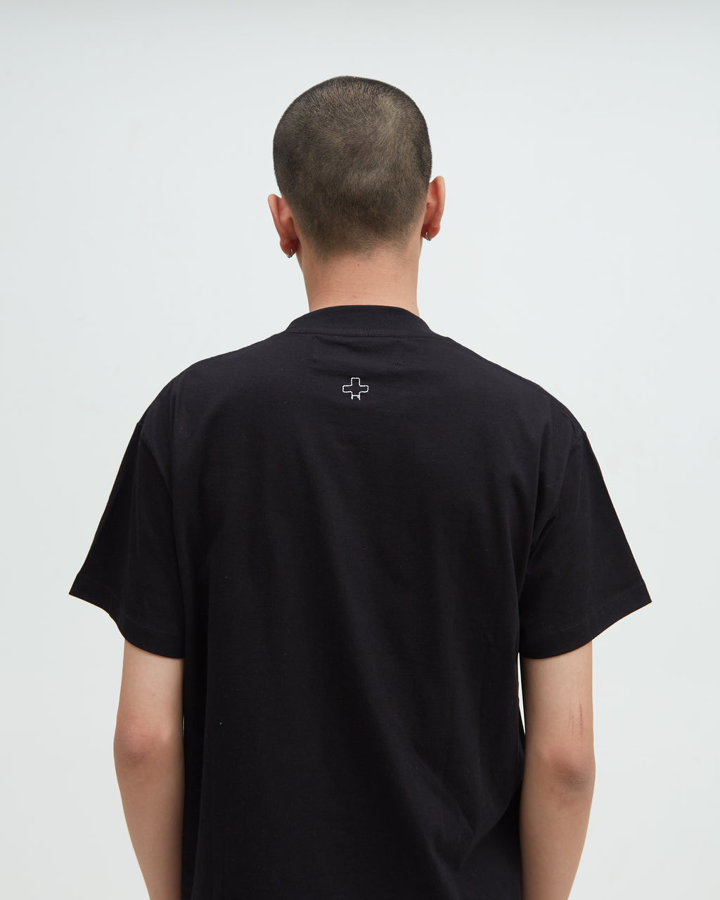 Hotel Basic Logo Embroidery Tee [Black]