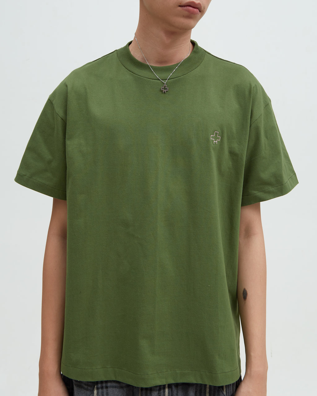 Hotel Basic Logo Embroidery Tee [Green]