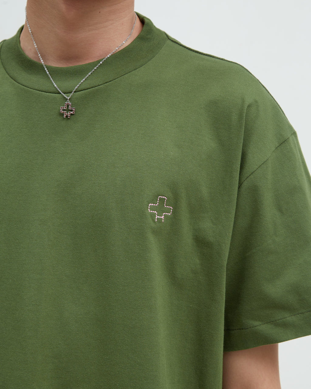 Hotel Basic Logo Embroidery Tee [Green]