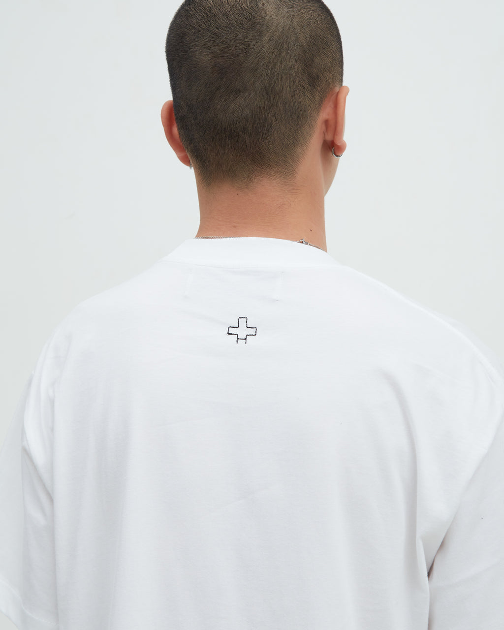 Hotel Basic Logo Embroidery Tee [White]