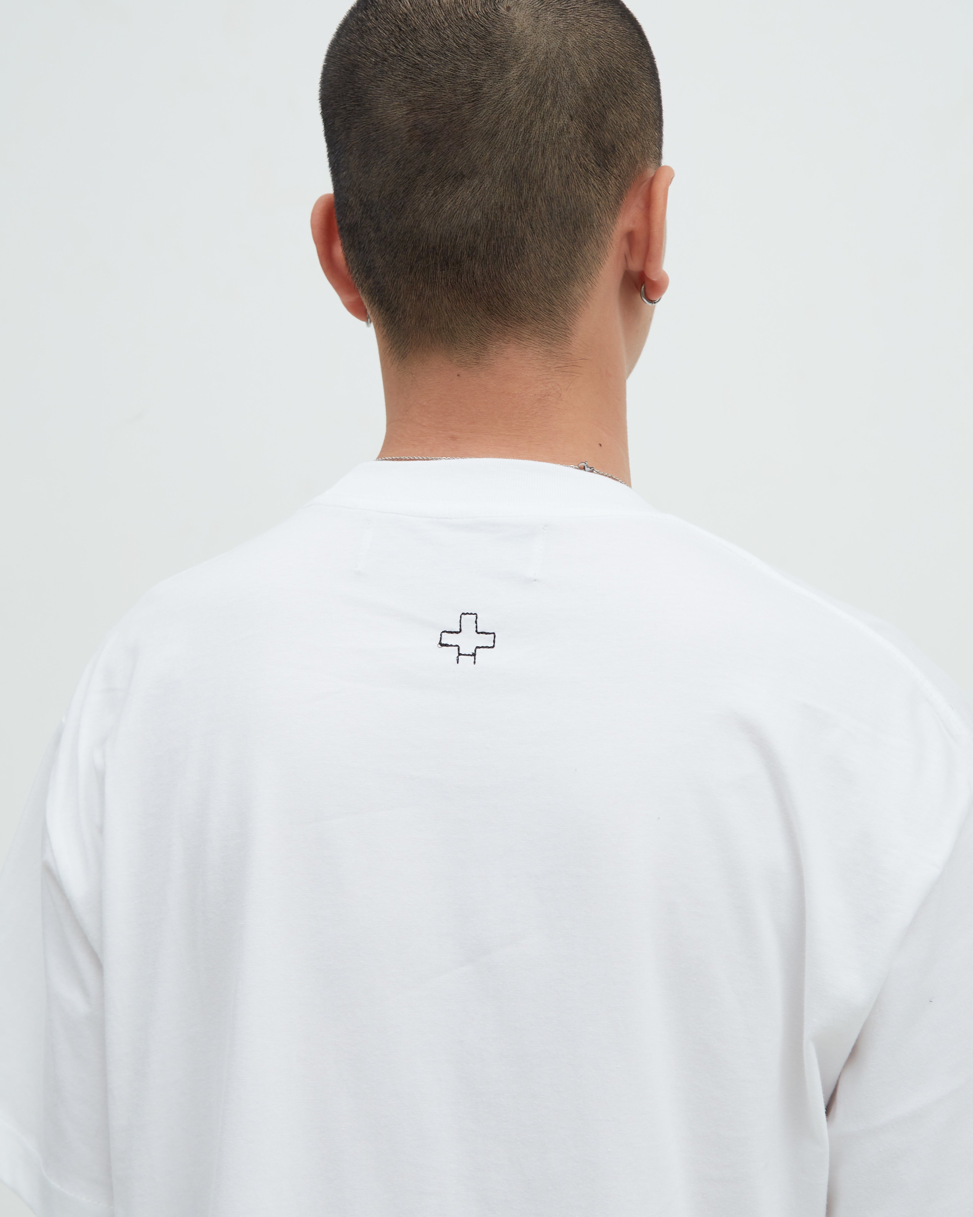 Hotel Basic Logo Embroidery Tee [White]