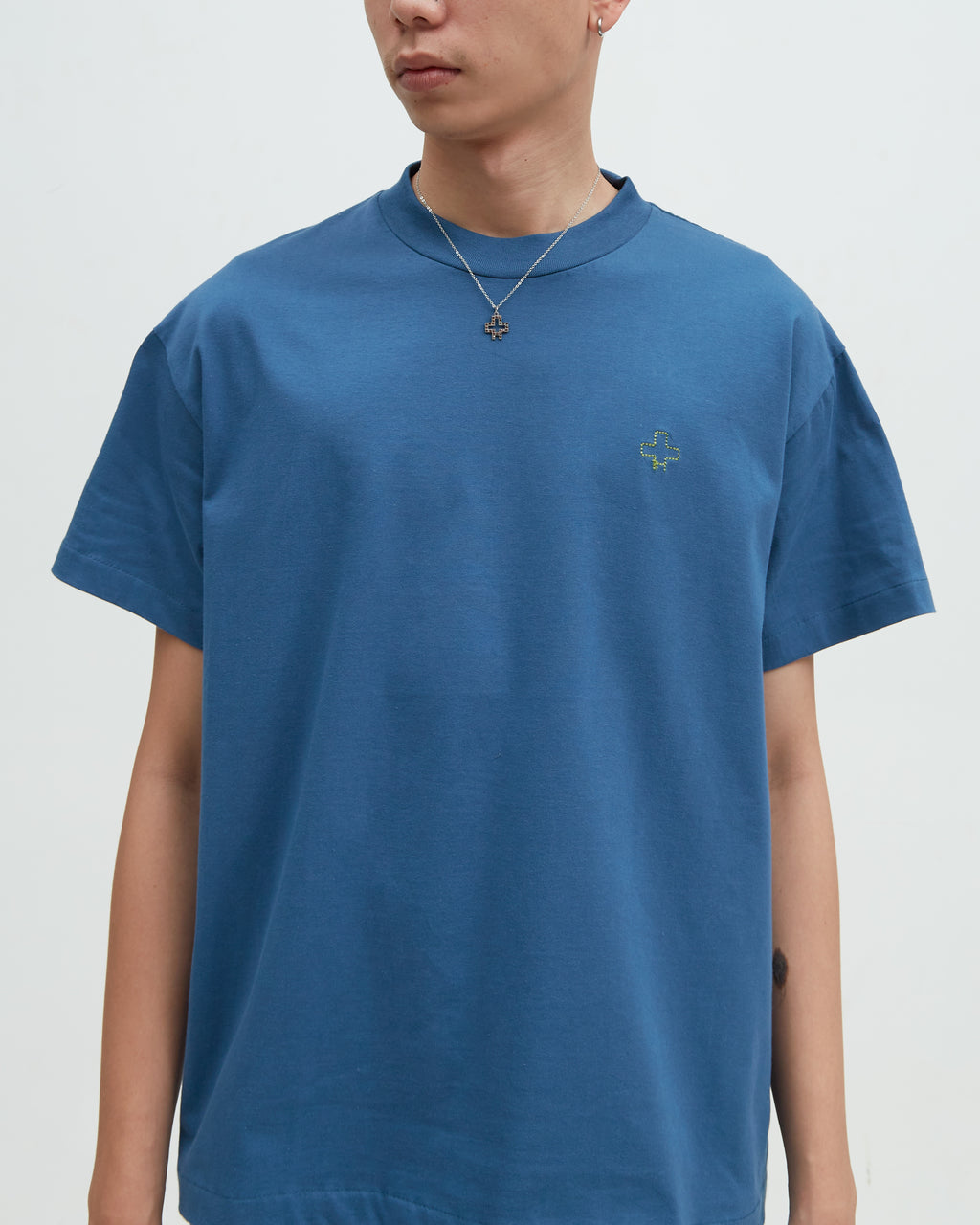 Hotel Basic Logo Embroidery Tee [Blue]