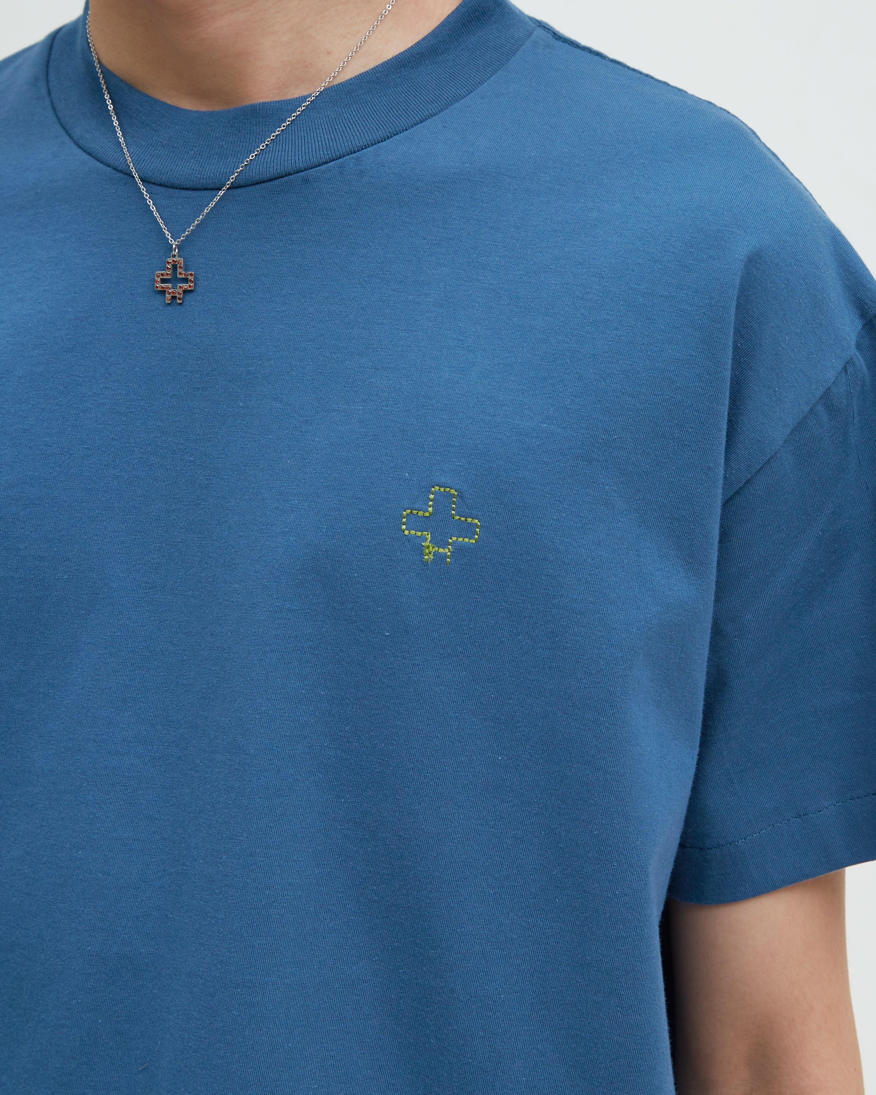 Hotel Basic Logo Embroidery Tee [Blue]