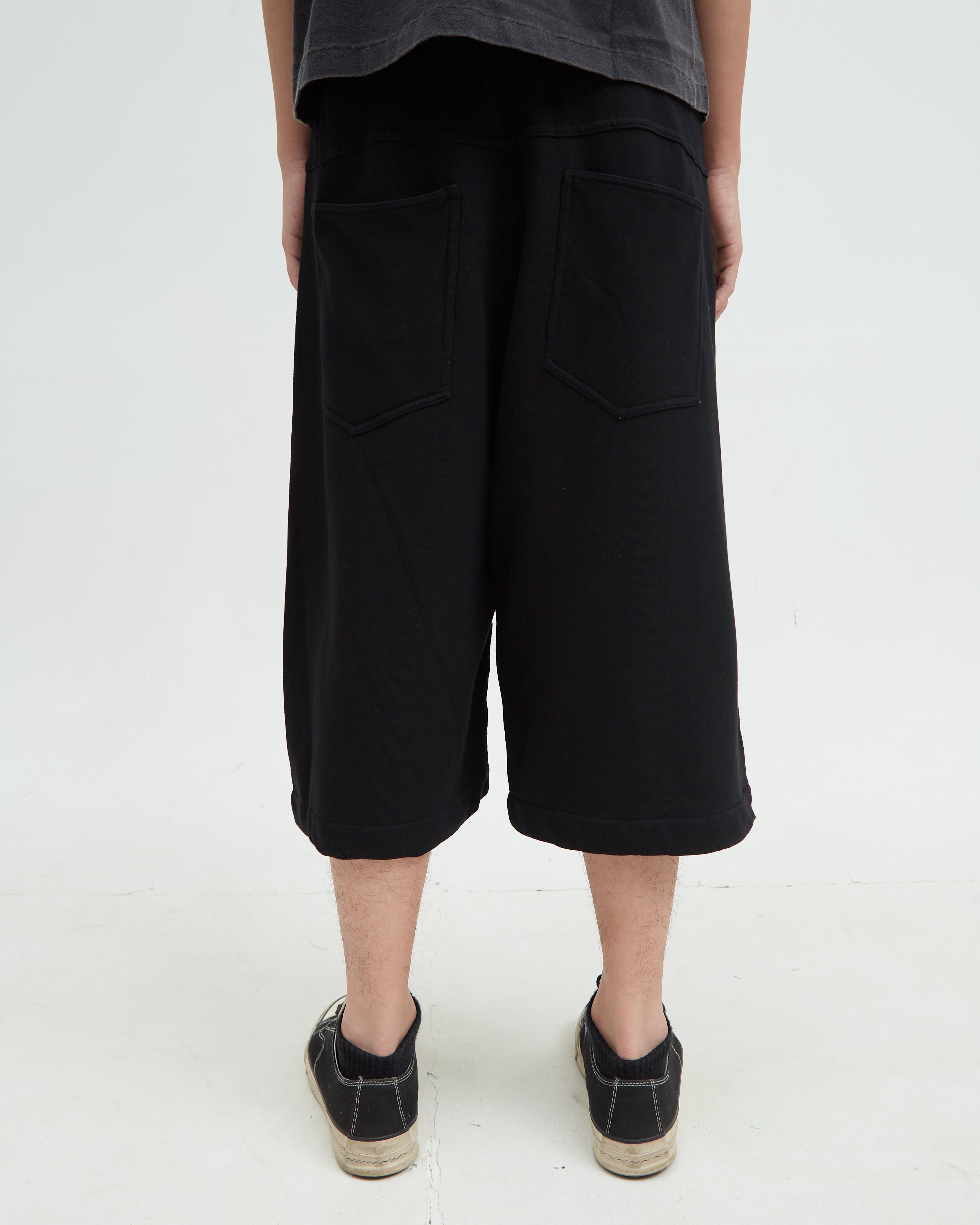 Hotel Sweat Short [Dark Black]