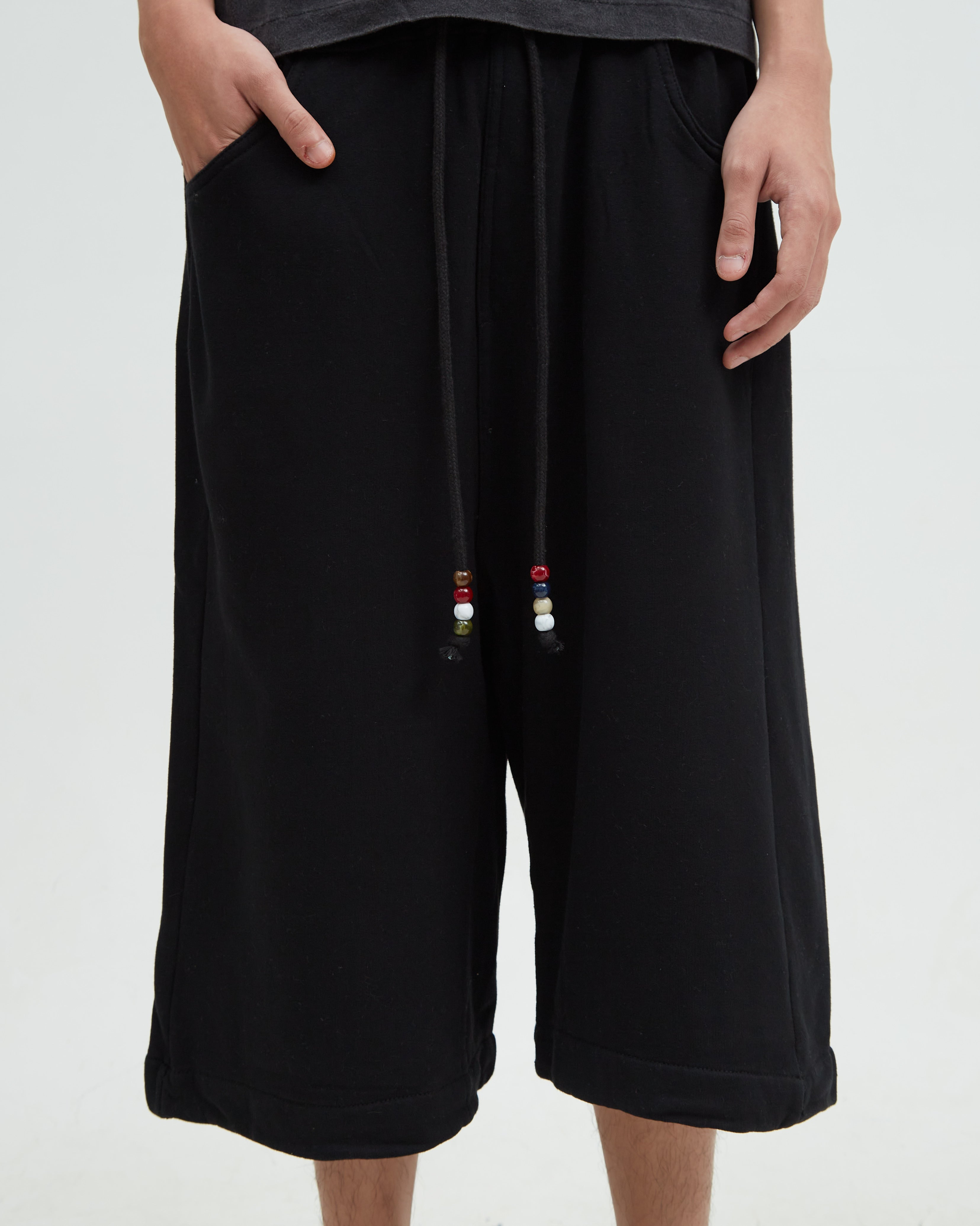 Hotel Sweat Short [Dark Black]