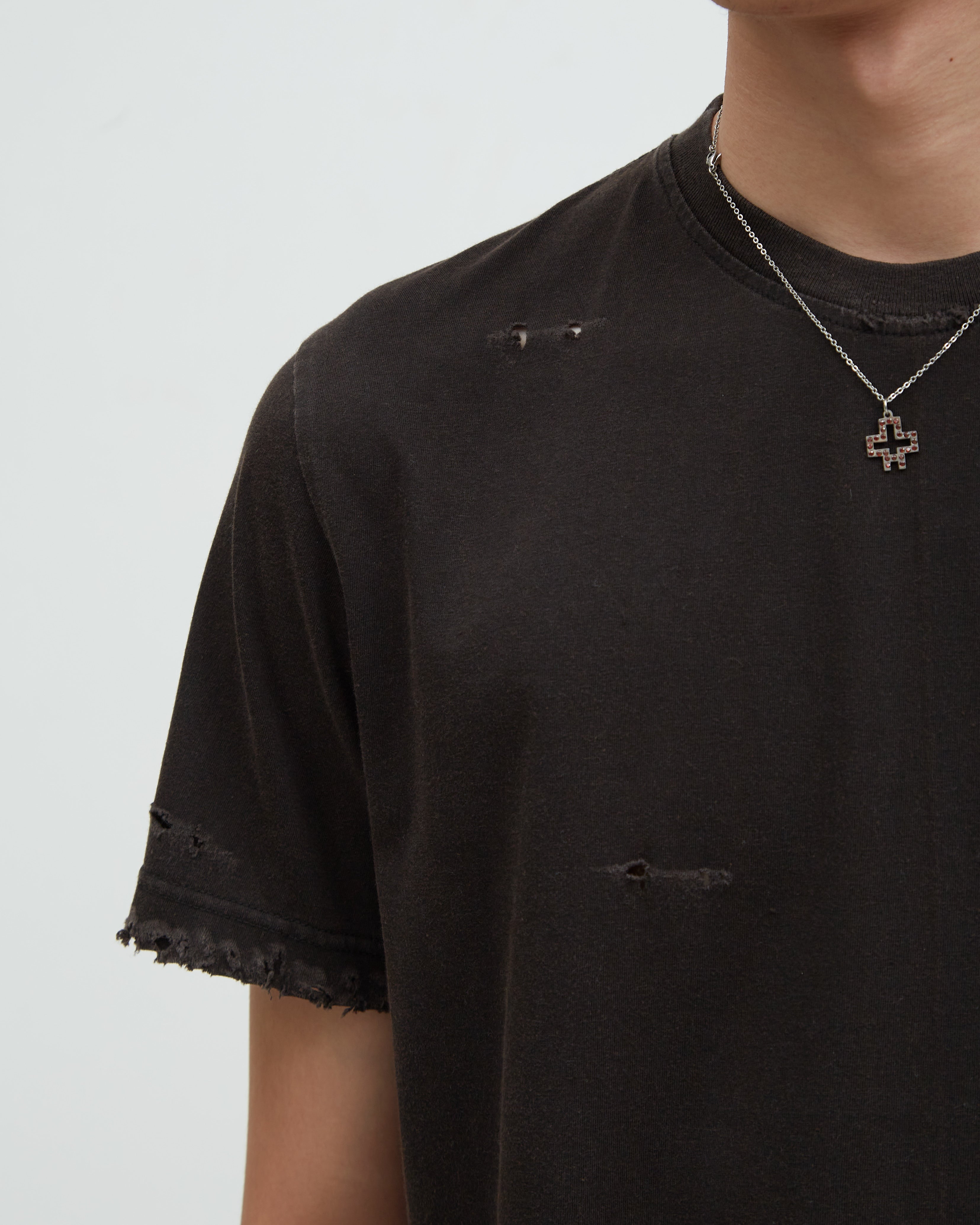 Hotel Distress Tee [Black]