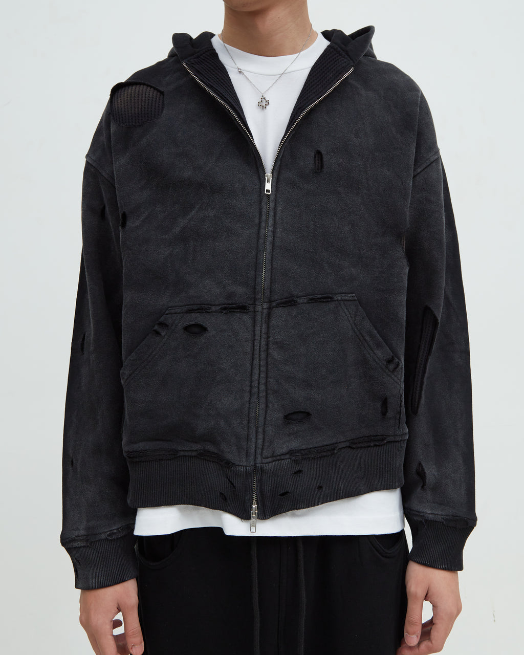 Hotel Distress Hoodie [Black]