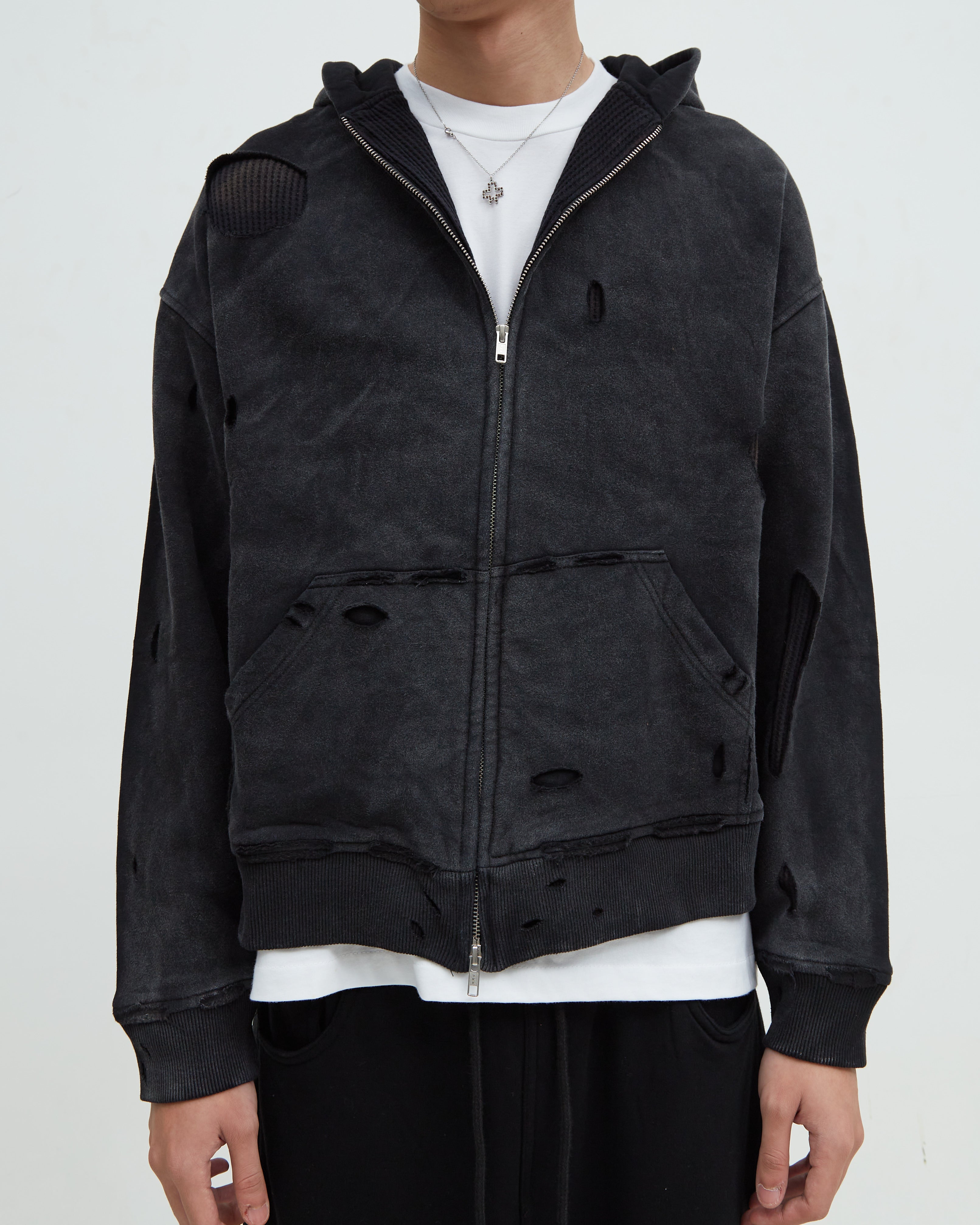 Hotel Distress Hoodie [Black]
