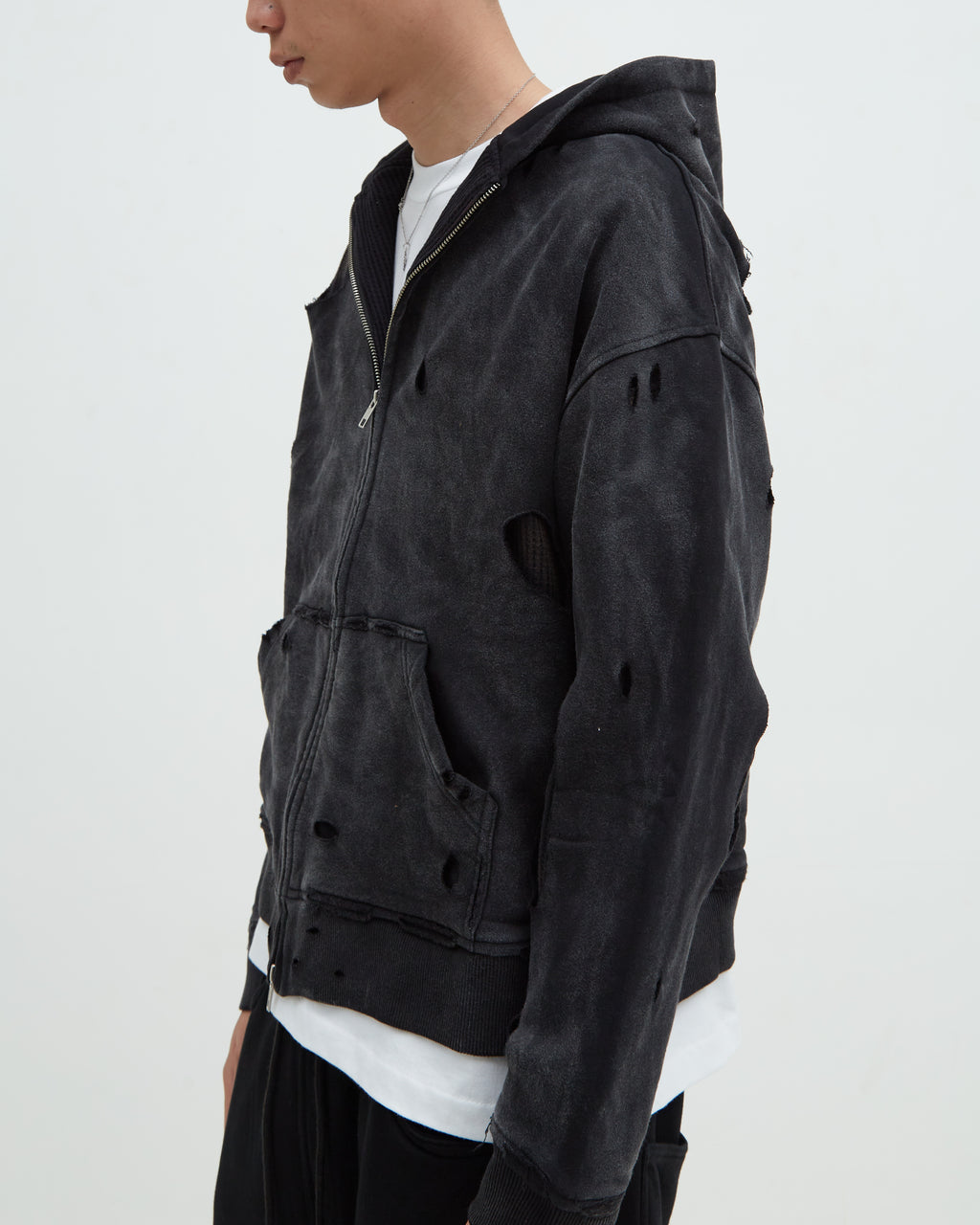 Hotel Distress Hoodie [Black]