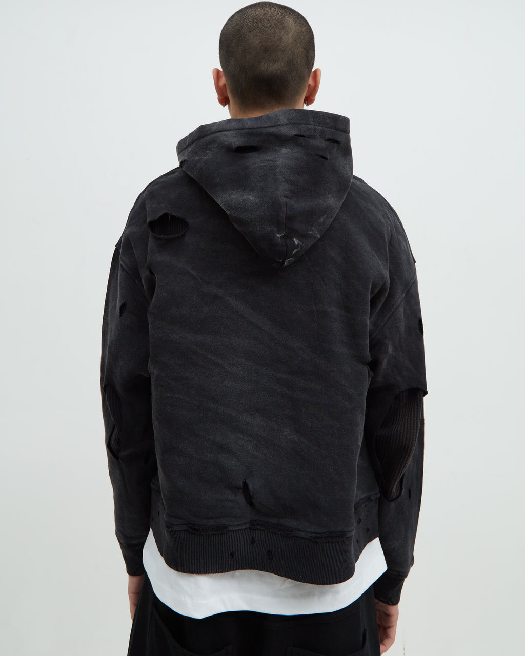 Hotel Distress Hoodie [Black]