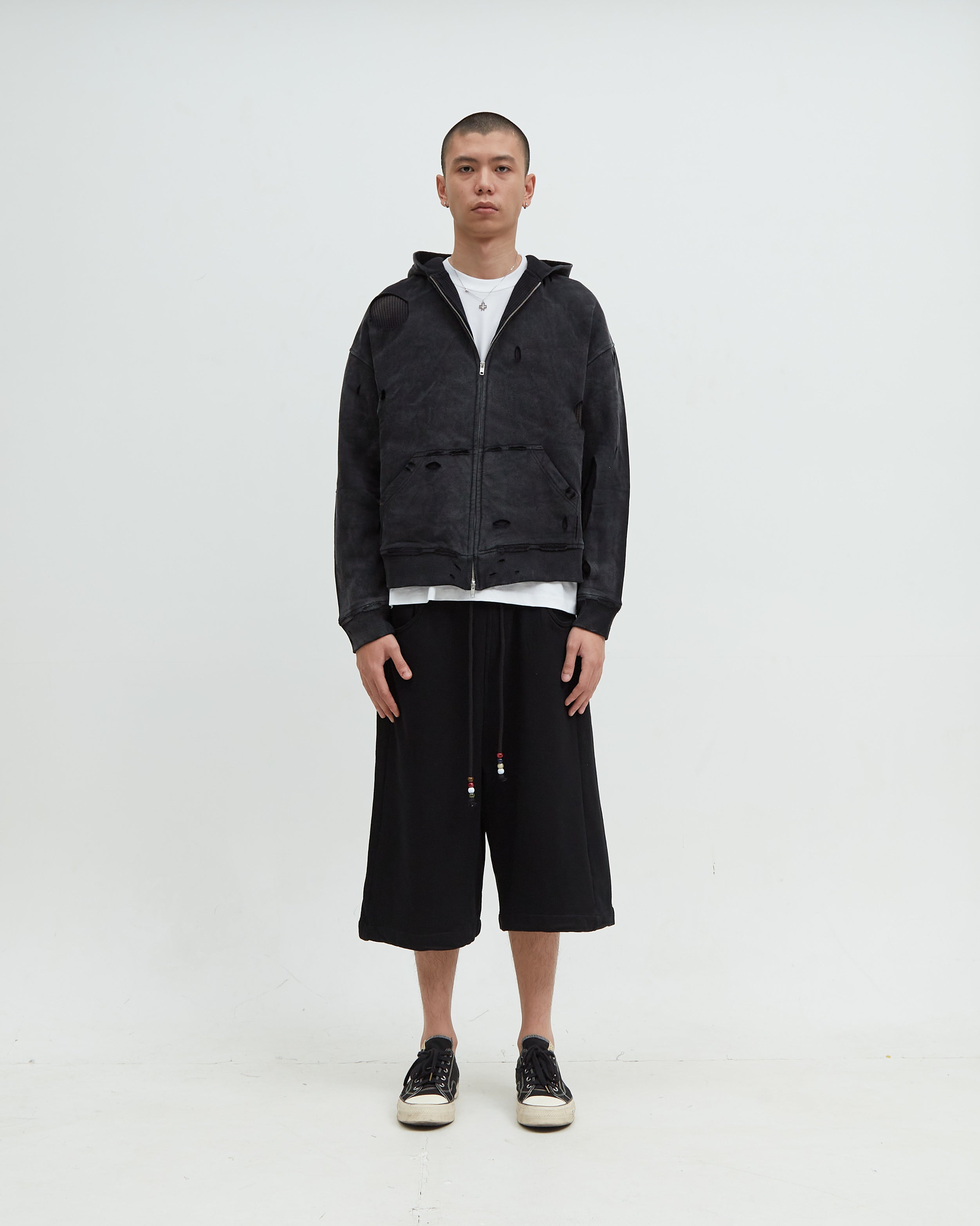 Hotel Distress Hoodie [Black]