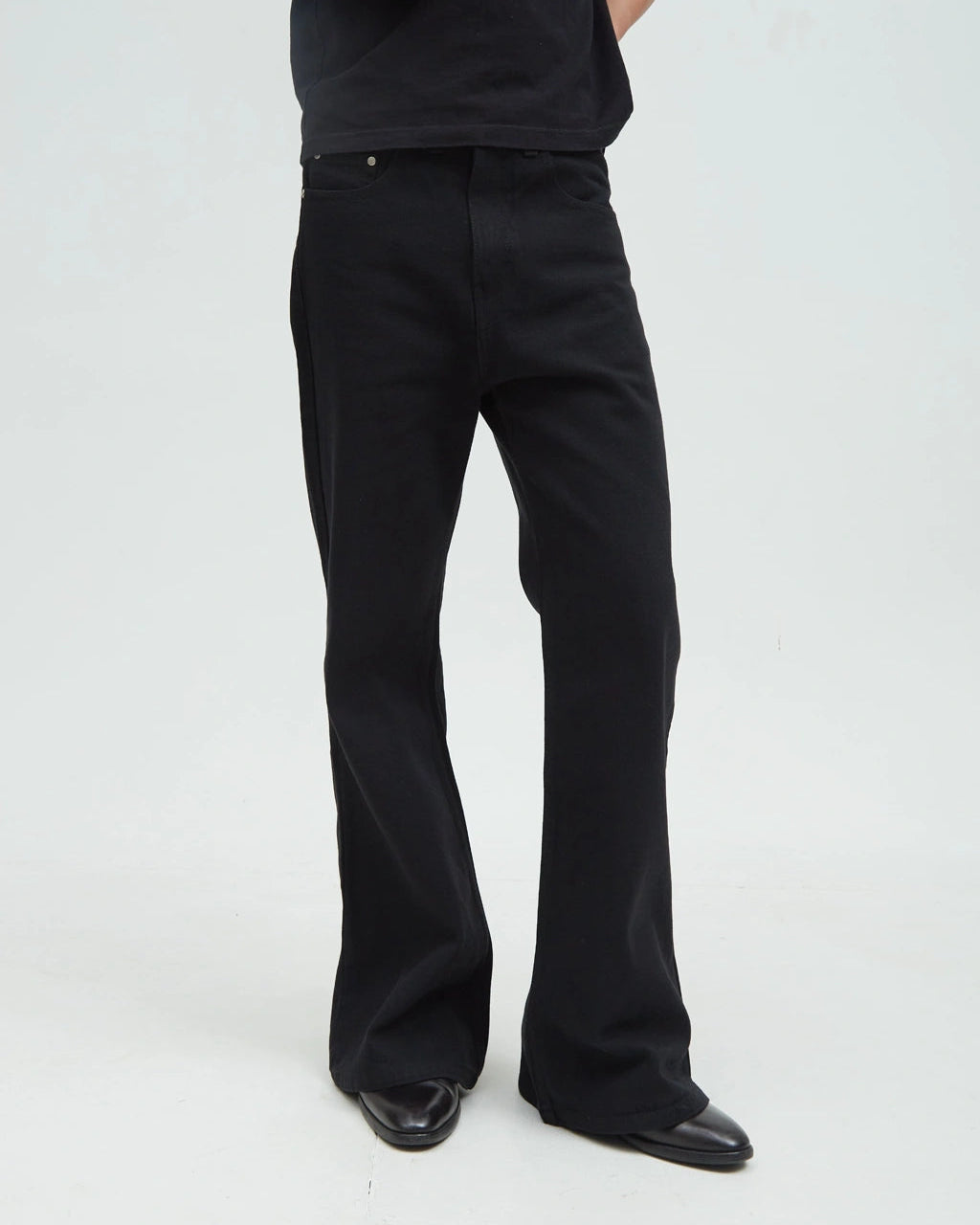 Hotel Flare Jeans [Black]