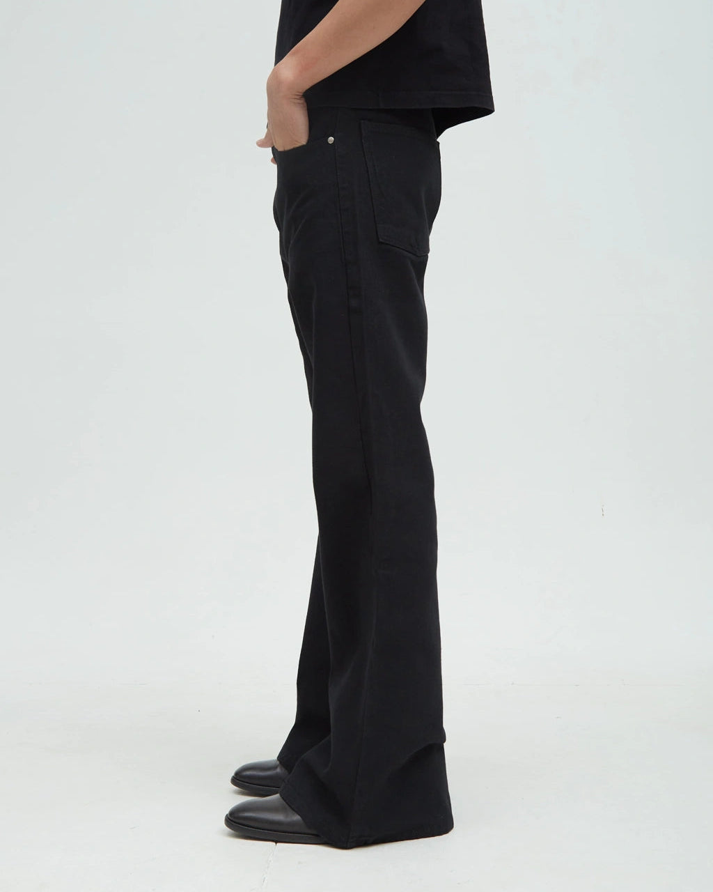 Hotel Flare Jeans [Black]