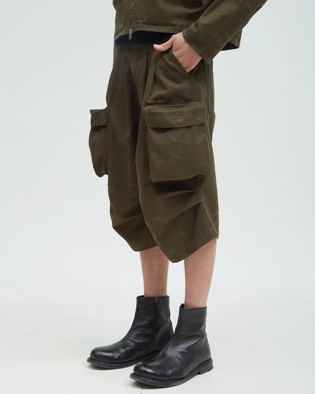 Hotel Cargo Army Shorts