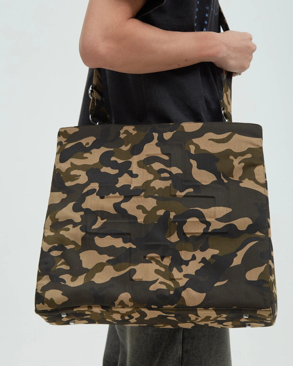 Hotel Woodland Camo Plus Logo Bag