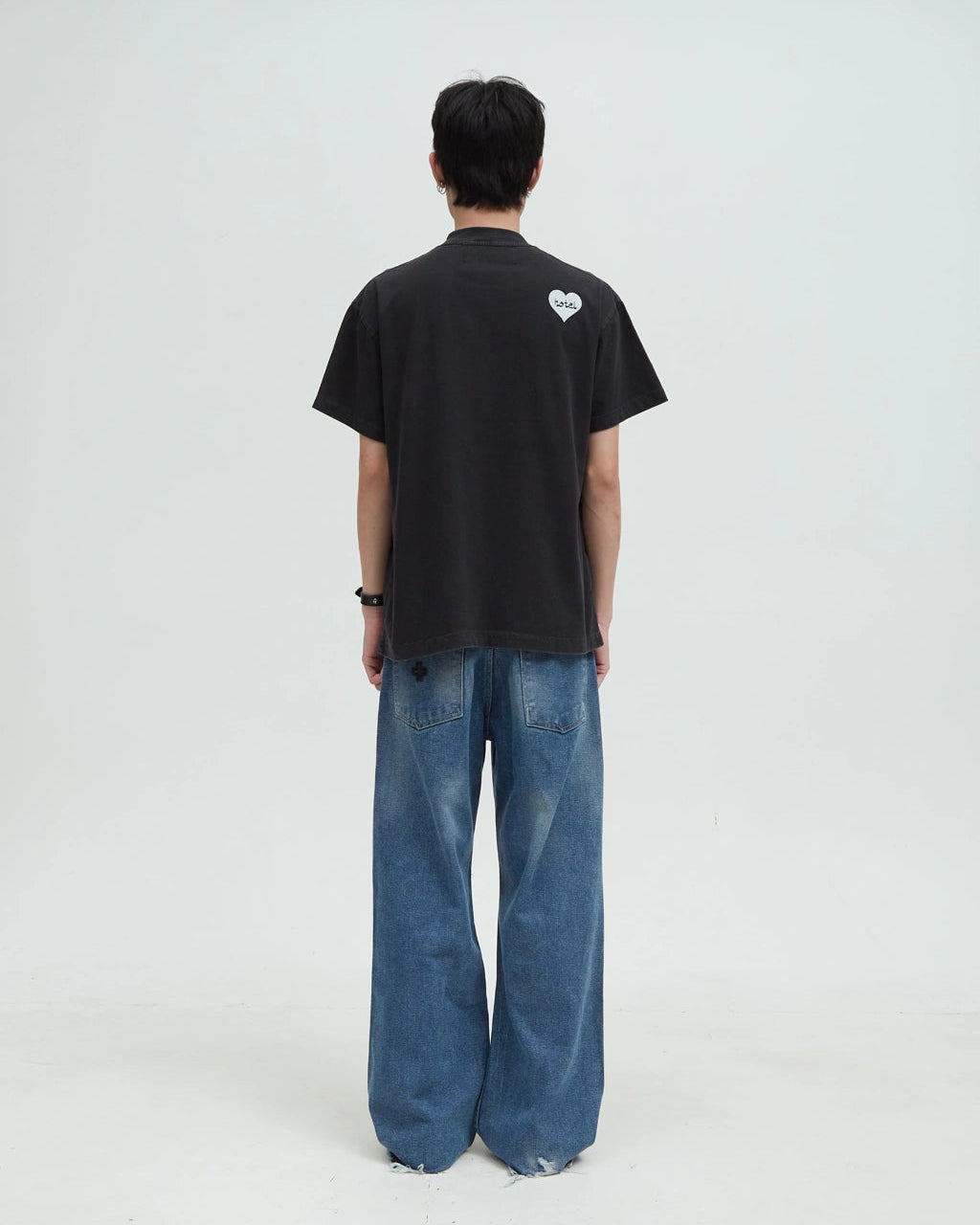 Hotel Message Tee [Black Washed]