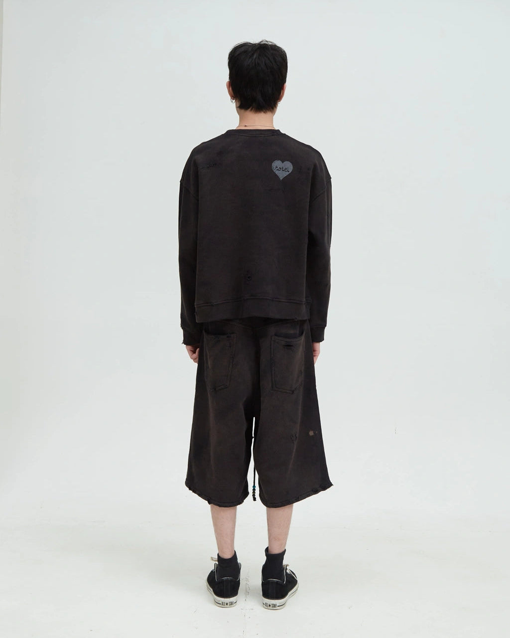 Hotel Saint Valentine Sweater [Black]