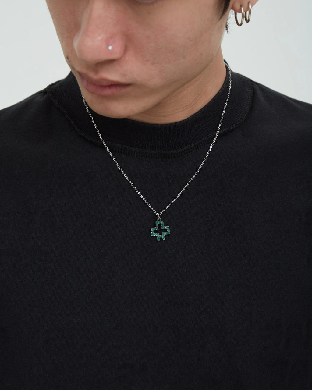 HOTEL Plus Logo Necklace [Green]