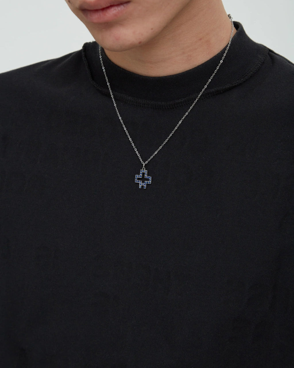 HOTEL Plus Logo Necklace [Blue]