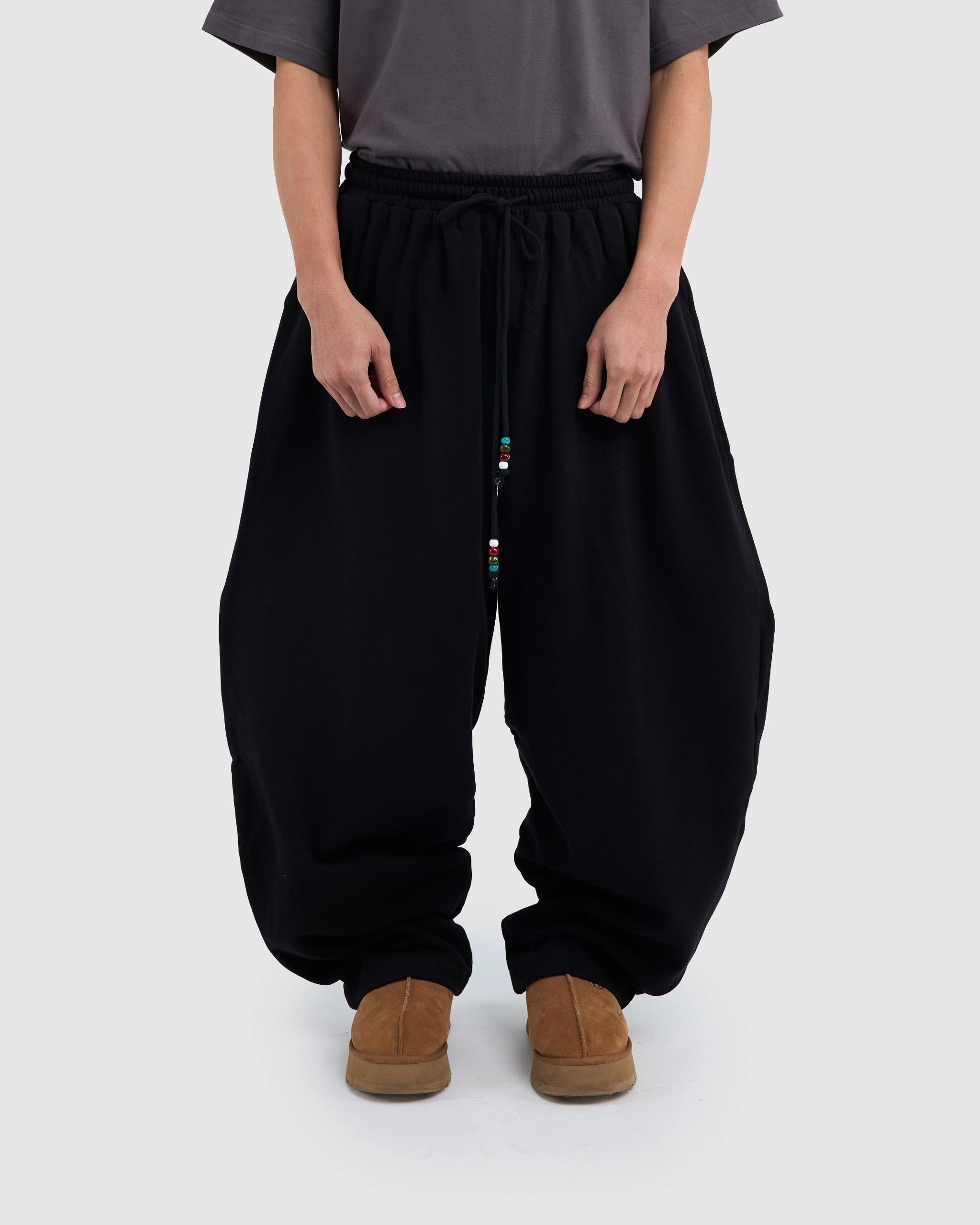 HOTEL Balloon Sweat Pants Black