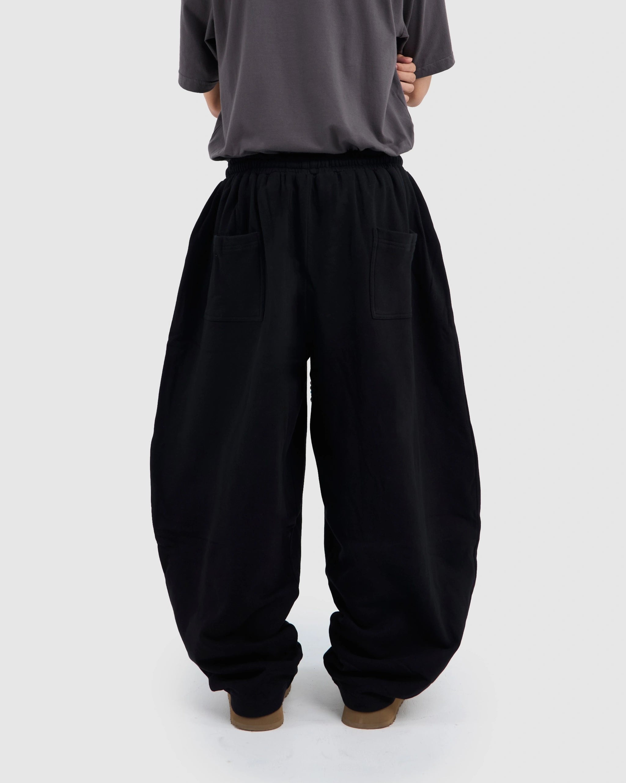 HOTEL Balloon Sweat Pants Black
