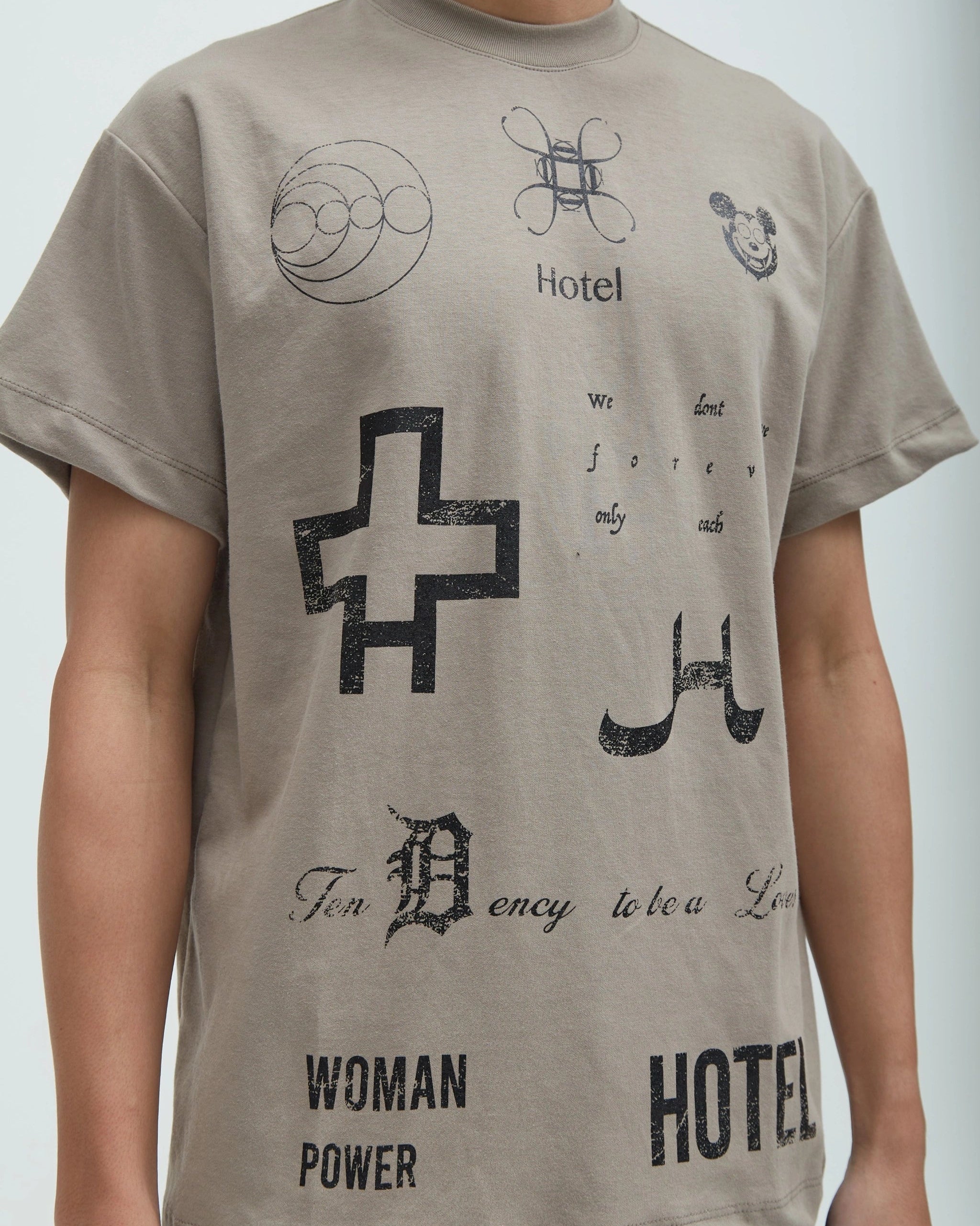 HOTEL Logo Shirt Khaki