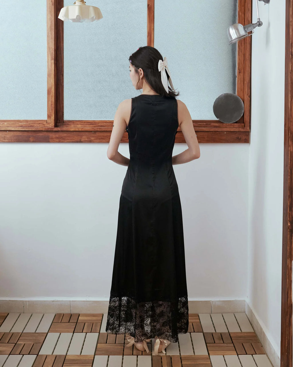 Kittie Yiyi Starry Chill Double Slit Dress - Black