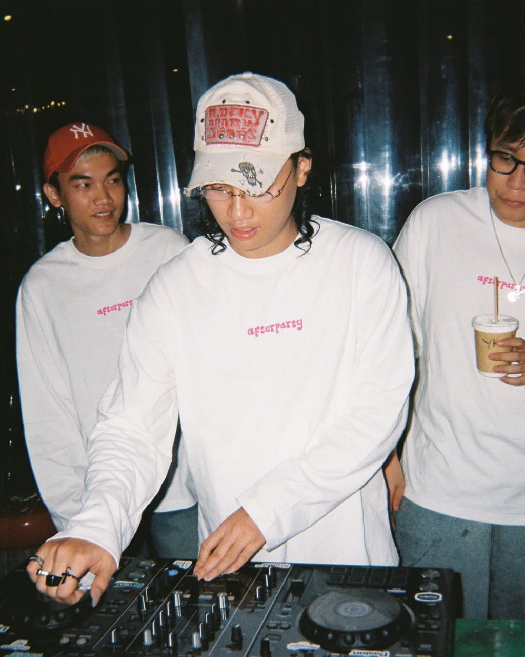 WOLF LONG SLEEVE T-SHIRT