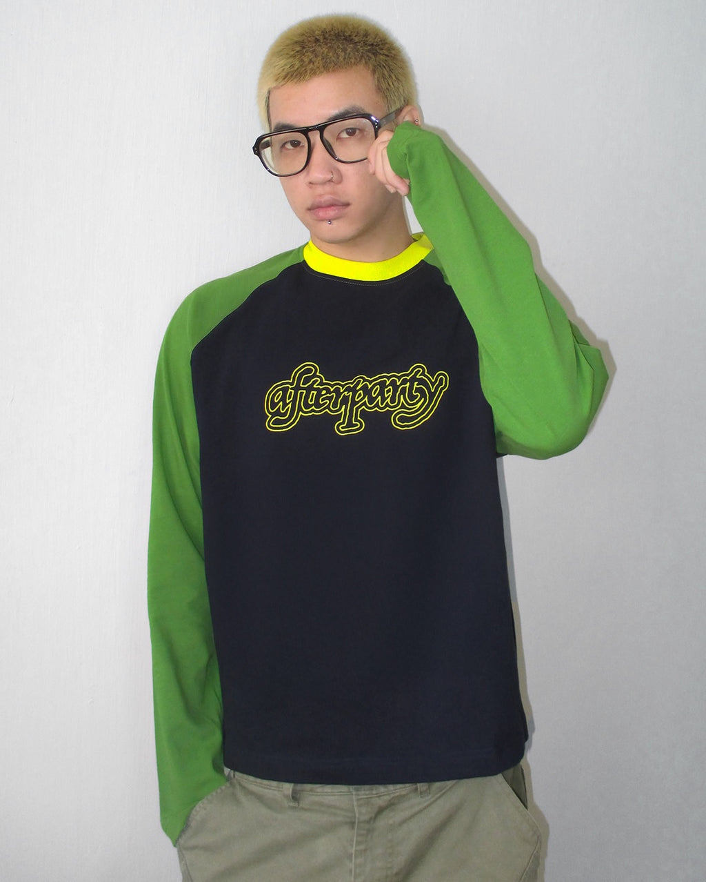SCRIPT LETTER RAGLAN - NAVY/GREEN