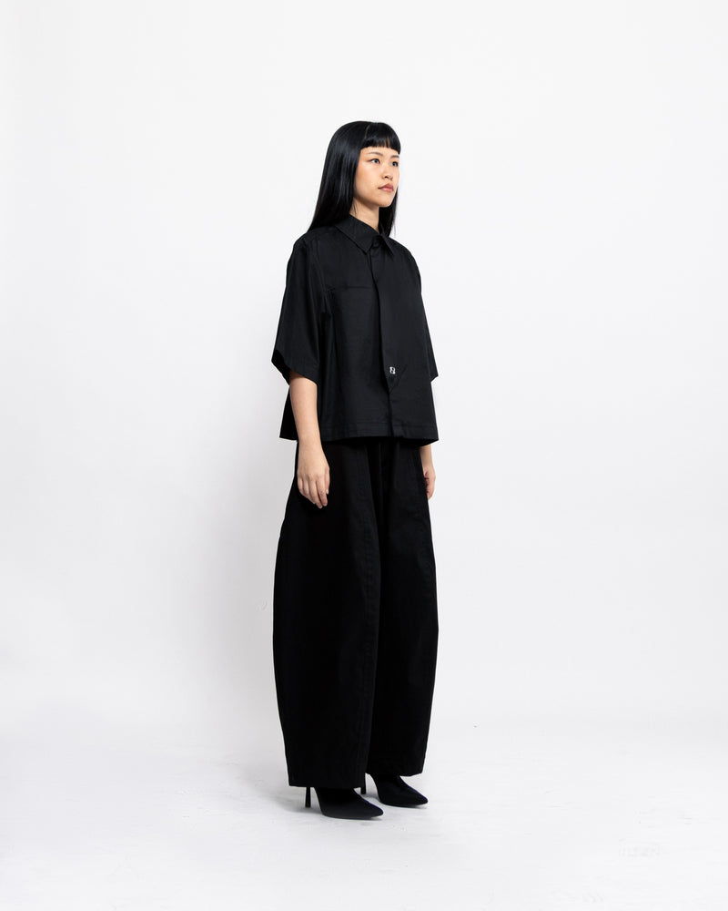 BLANC STUDIO Posh Boxy Shirt (Black) – official view 5
