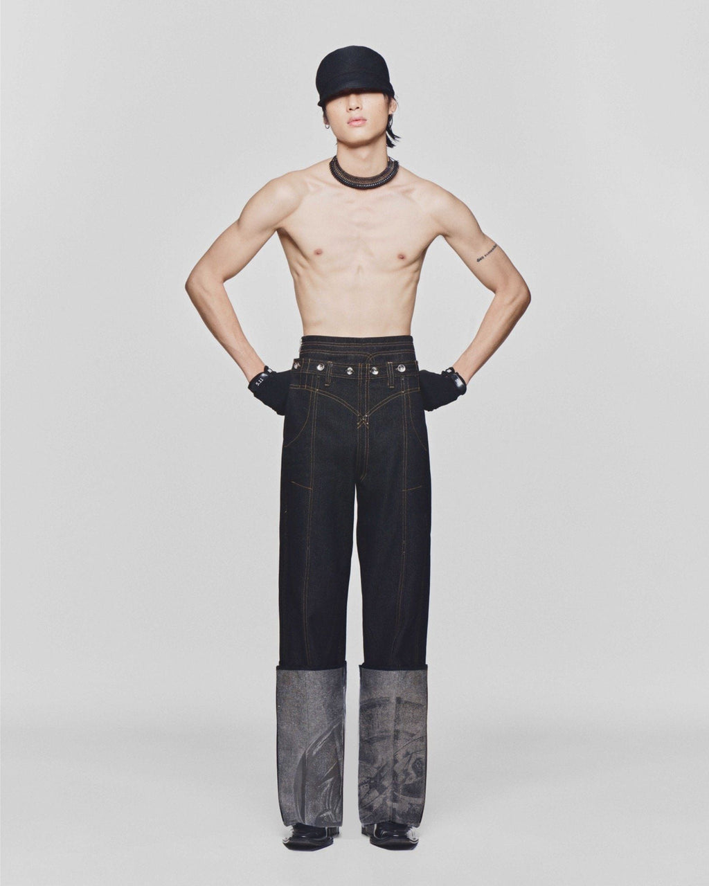 LIDER X ENIGMA CUFFED JEANS